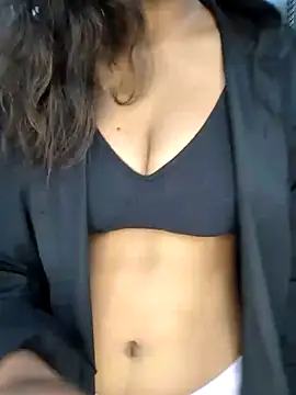 Nisha queen675 online show from 09.30.25