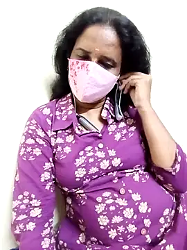 Snapshot of tamil_Boomika chatting on 11.14.25 tamil Boomika online show from 11.14.25