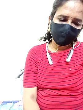 Snapshot of tamil_Boomika chatting on 11.19.25 tamil Boomika online show from 11.19.25