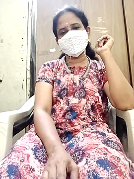 Snapshot of tamil_Boomika chatting on 11.23.25 tamil Boomika online show from 11.23.25