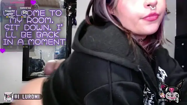 Iluromi online show from 04.17.26