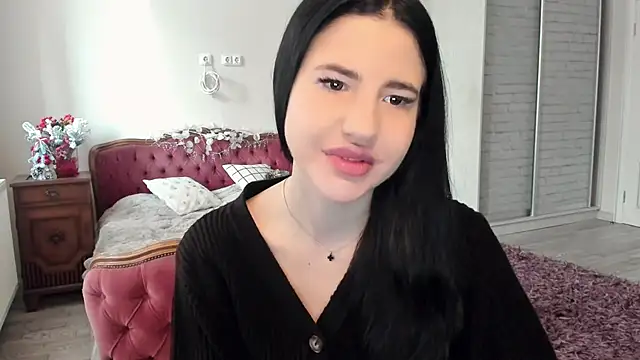 Malibu J online show from 12.17.25