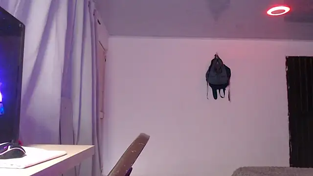 LittleCheerry69 online show from 10.31.25