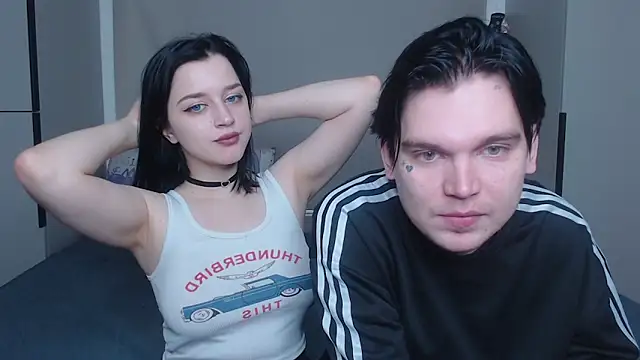 Snapshot of jackoffjillss chatting on 09.28.25 jackoffjillss online show from 09.28.25