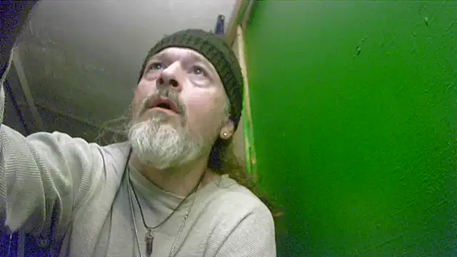 Snapshot of HippieDad333 chatting on 12.13.25 HippieDad333 online show from 12.13.25