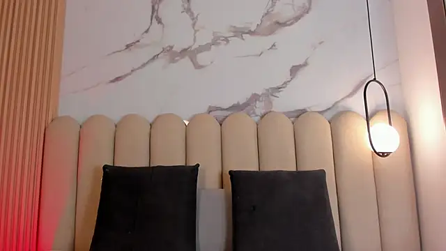 Sophi davis online show from 11.26.25