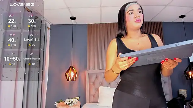 Snapshot of Tiffany__charm_ chatting on 02.08.26 Tiffany charm online show from 02.08.26