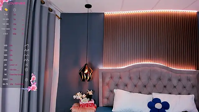 Snapshot of Tiffany__charm_ chatting on 02.22.26 Tiffany charm online show from 02.22.26