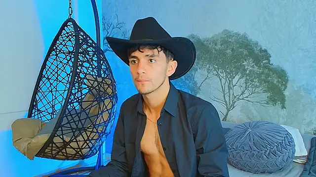 Snapshot of Axel_Draven chatting on 11.12.25 Axel Draven online show from 11.12.25