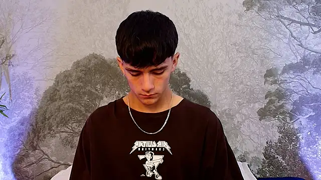 Snapshot of Axel_Draven chatting on 11.24.25 Axel Draven online show from 11.24.25