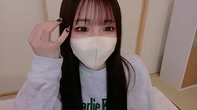 Snapshot of NINOoHard-Engine chatting on 11.09.25 NINOoHard-Engine online show from 11.09.25