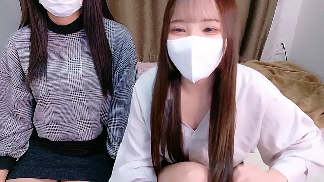 Snapshot of NINOoHard-Engine chatting on 12.15.25 NINOoHard-Engine online show from 12.15.25