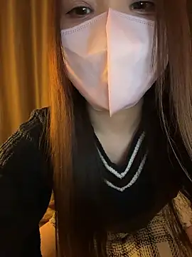 Snapshot of NINOoHard-Engine chatting on 02.22.26 NINOoHard-Engine online show from 02.22.26