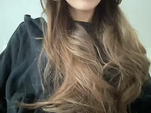 kisssangel online show from 10.24.25