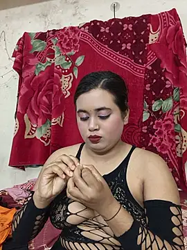 Snapshot of Love_Queen11 chatting on 07.19.26 Love Queen11 online show from 07.19.26