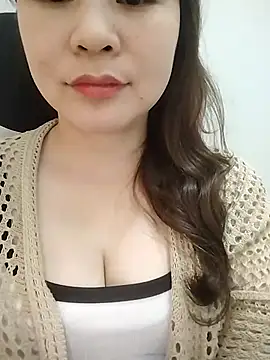 Girl Shy2000 online show from 04.03.26