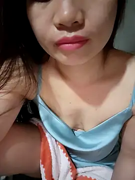 Meoweo 23 online show from 10.24.25