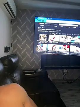 Snapshot of Moisesjrtapia chatting on 07.14.26 Moisesjrtapia online show from 07.14.26