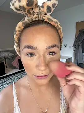 Snapshot of MissPixieRae chatting on 02.13.26 MissPixieRae online show from 02.13.26