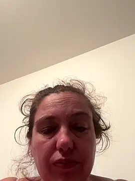 Eleanorxx online show from 10.15.25