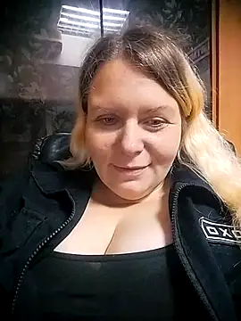 Fiona696 online show from 10.05.25