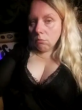 Fiona696 online show from 10.08.25