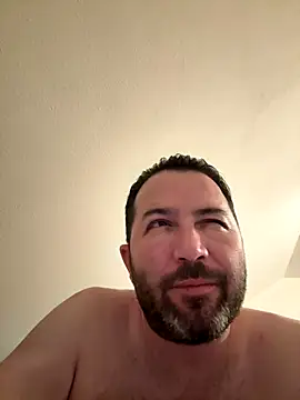 Snapshot of carpediemhkn chatting on 12.22.25 carpediemhkn online show from 12.22.25