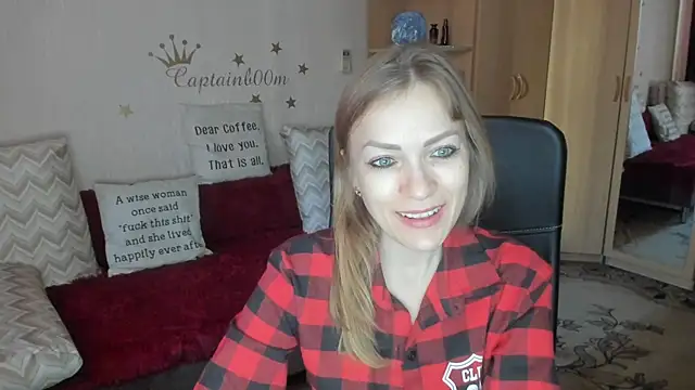 Tiffany Bates online show from 09.29.25