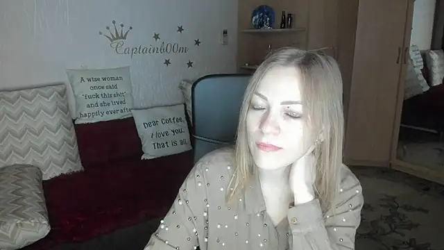 Tiffany Bates online show from 11.16.25