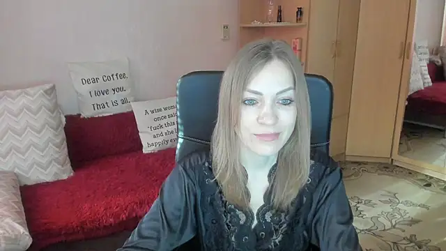 Tiffany Bates online show from 03.16.26