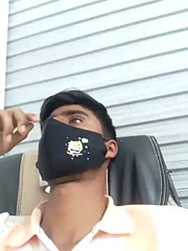 Snapshot of LesserUpset chatting on 03.11.26 LesserUpset online show from 03.11.26