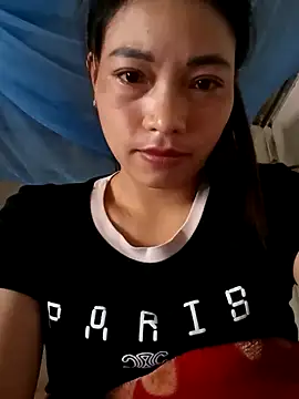 Snapshot of Phiny_xx chatting on 10.14.25 Phiny xx online show from 10.14.25