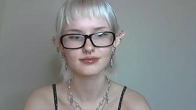 Paradoxy  online show from 10.29.25