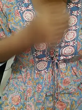 Minakshi 677 online show from 10.04.25