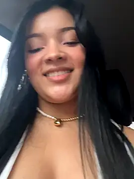 EmmaBlossom online show from 10.24.25