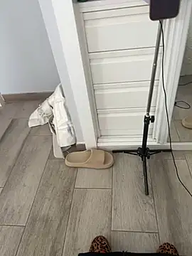 Snapshot of Naomi24herr chatting on 02.14.26 Naomi24herr online show from 02.14.26