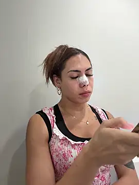 Snapshot of Naomi24herr chatting on 02.25.26 Naomi24herr online show from 02.25.26