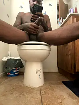 Snapshot of blaccp4k chatting on 10.29.25 blaccp4k online show from 10.29.25