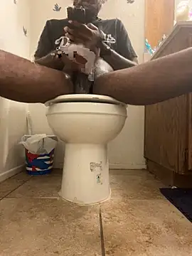 Snapshot of blaccp4k chatting on 11.22.25 blaccp4k online show from 11.22.25