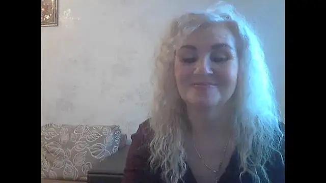LadySexyBlond online show from 11.25.25
