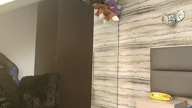 Lovers 21 online show from 02.13.26