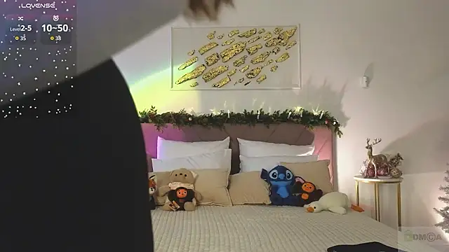 Nicole Broown  online show from 01.16.26