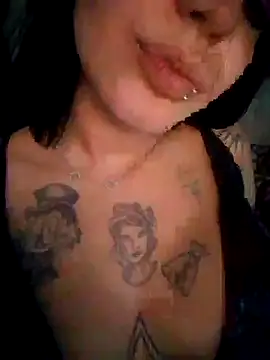 Snapshot of afrodite3145 chatting on 09.25.25 afrodite3145 online show from 09.25.25