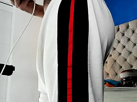 Snapshot of Kevinfox23cms chatting on 09.28.25 Kevinfox23cms online show from 09.28.25