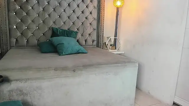 Snapshot of Kevinfox23cms chatting on 10.17.25 Kevinfox23cms online show from 10.17.25