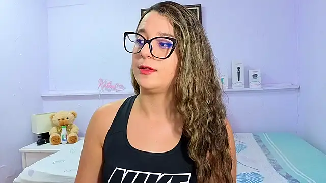 katiaa lovv online show from 10.23.25