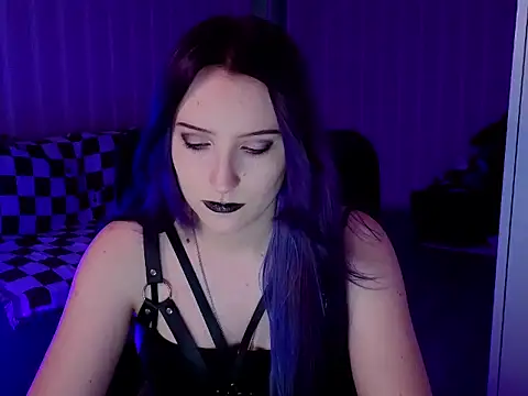 Snapshot of violet-siren-x chatting on 06.03.26 violet-siren-x online show from 06.03.26