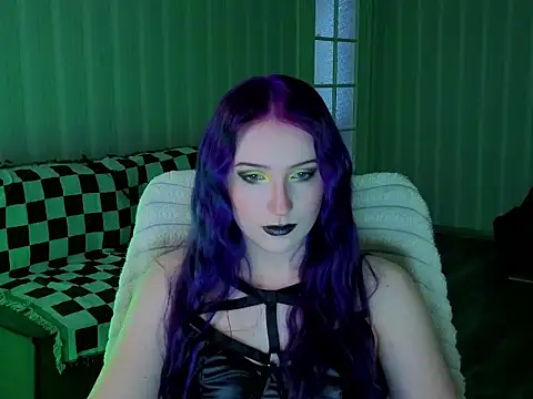Snapshot of violet-siren-x chatting on 06.16.26 violet-siren-x online show from 06.16.26