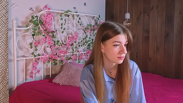 Snapshot of TawanaWalleck chatting on 10.07.25 TawanaWalleck online show from 10.07.25