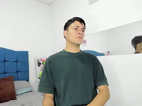 Aaron Foxxx online show from 01.15.26